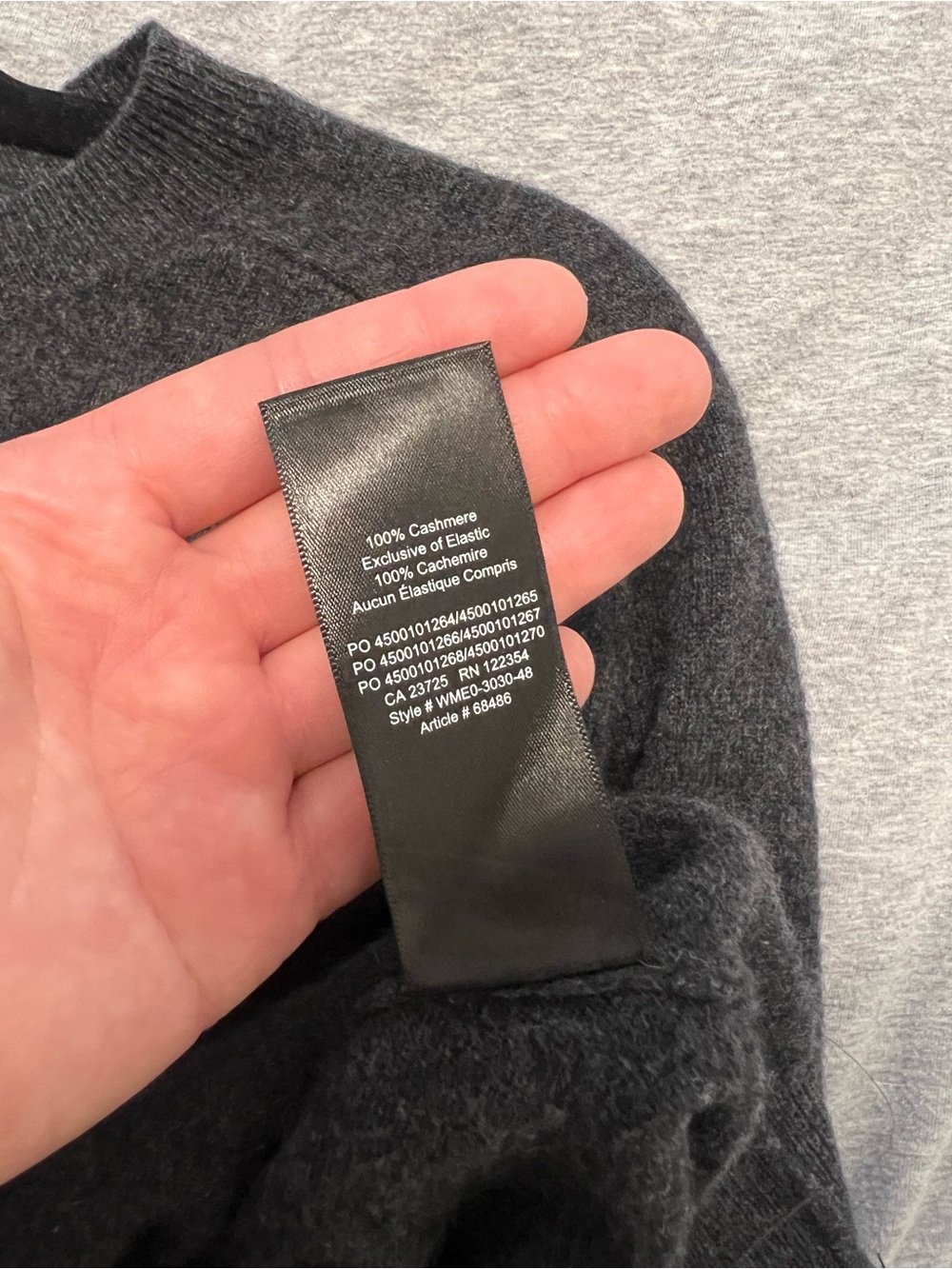 Aritzia 100% Cashmere Sweater - Picture 5 of 5